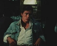 学女脱小内内喷水自慰AV网站